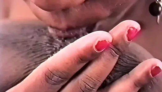 VHS Tanpa Suara Payudara Besar 48ff! Aneh