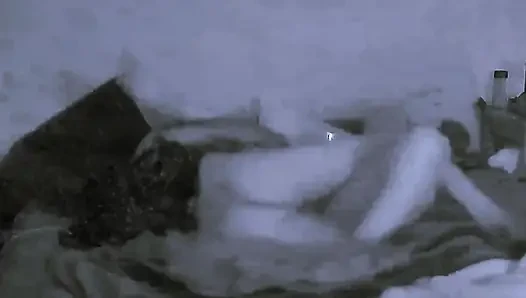 Ich musste kommen und sein heißes sperma in mir fühlen.
