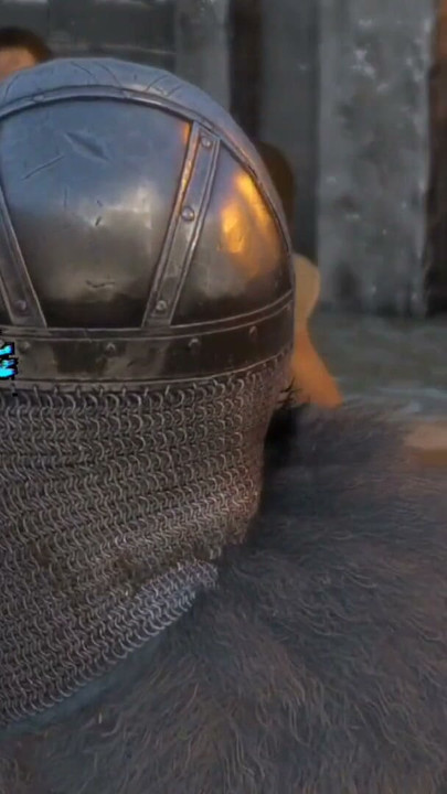 Skyrim B and L mod - Going on a quest and helping the poor and meeting the courier | Clip 1