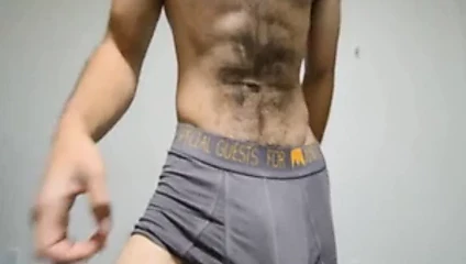 benden hoşlanıyor musun?