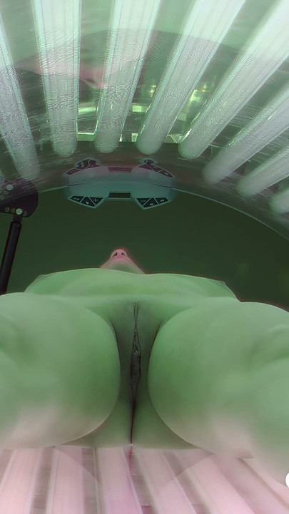 Czech Solarium 16: Shaved Pussy Spread Wide for a Naughty Solarium Show