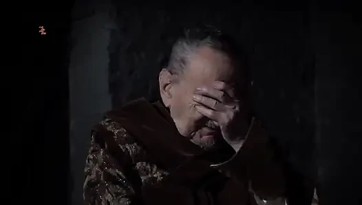 Ступни ведьмы щекочут и мучают по-разному