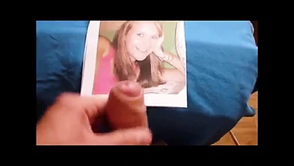 Senin için çok fazla boşalıyor Kelly!