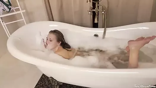 Madison Busty Bubble Bath