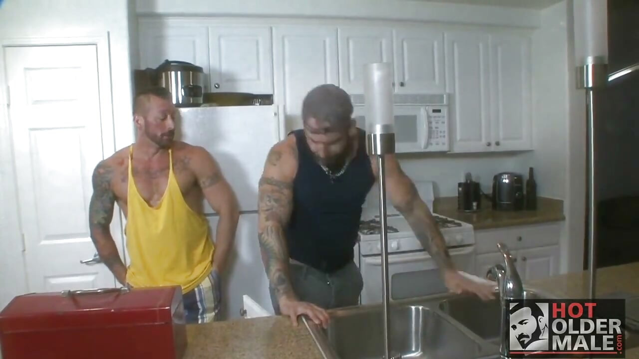 Plumber's Crack and Pipe