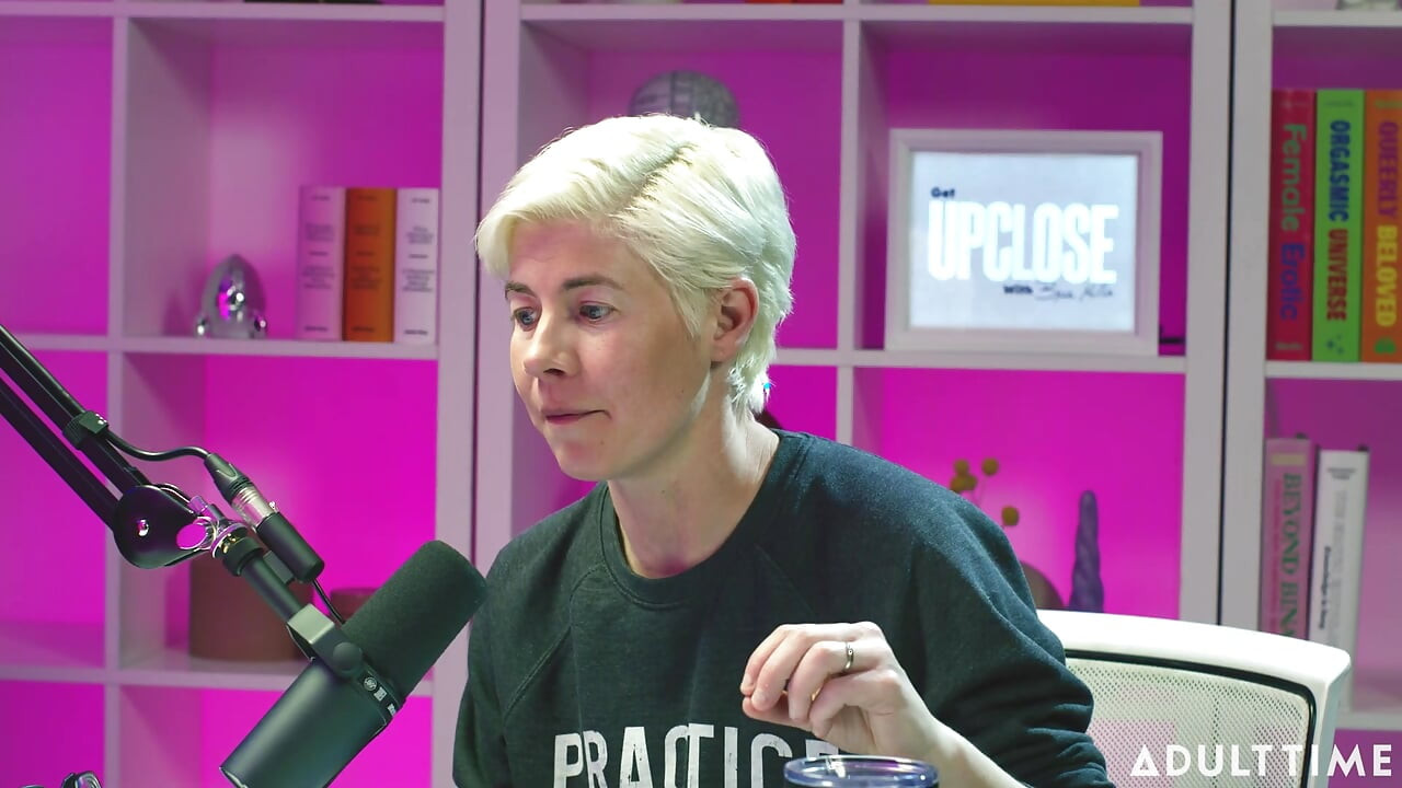 Blake Blossom: Brainrot, Facetune, & Futanari | de pornopodcast