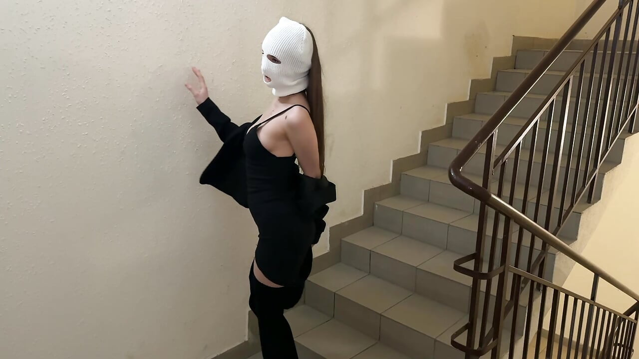 sex with a hot neighbor ended in a golden shower!