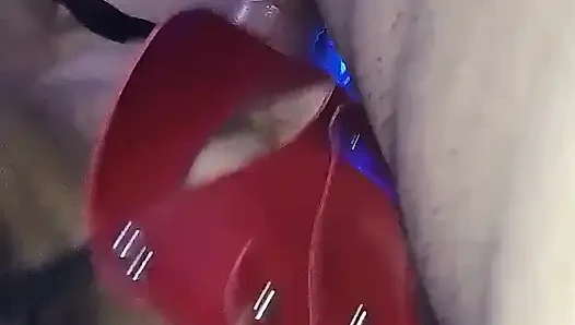 Genau das, was sie heute getan hat, erhielten diese beiden gut ausgestatteten, die ihre rute zum stalk stanzen