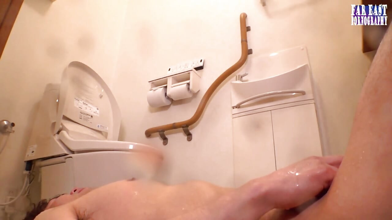 Liefde en lust in een alleen voor volwassenen gedeeld huis -ep1