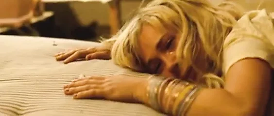 Juno Temple – Little Bird