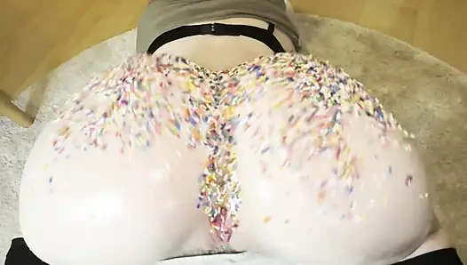 I prepared a cake with my own ass! Are you a fan of sweet ass white girl?