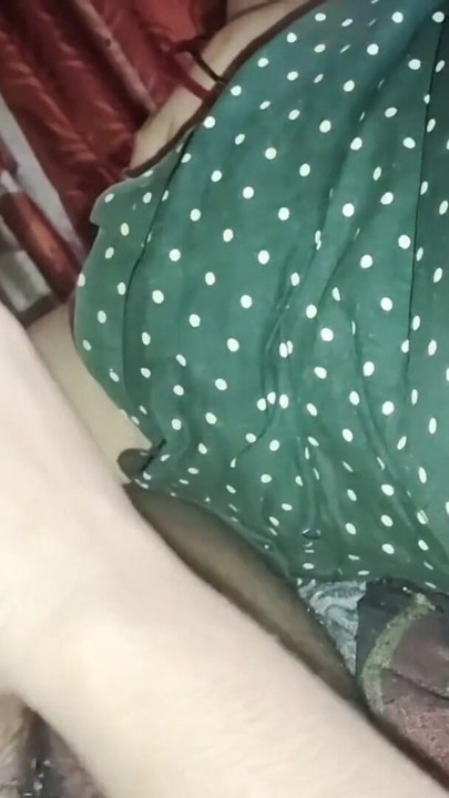 德西妻子和丈夫重口味并射精她的嘴巴 |剪辑 1