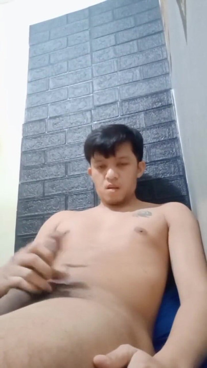 Young Asian Twink's second wank of the day, cum is still going | Clip 1