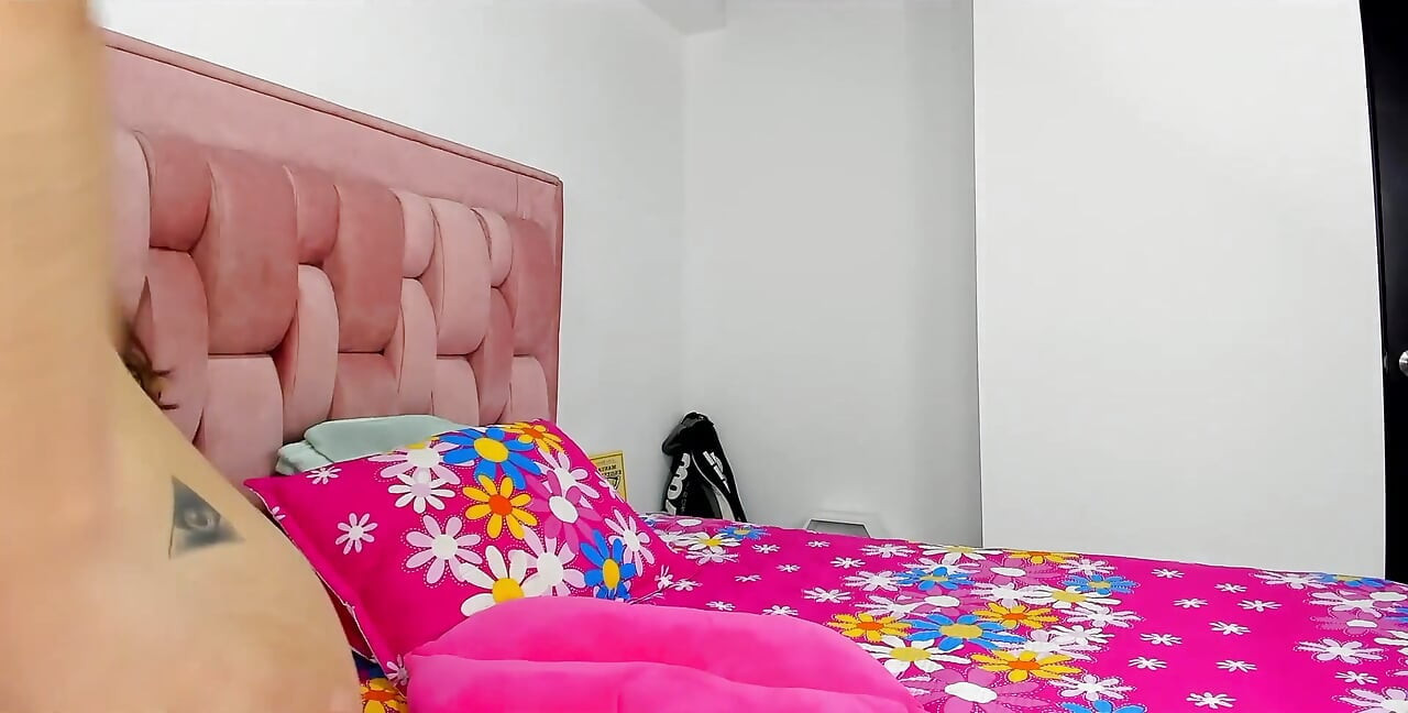Innocent Teen Stepdaughter Fuck Dildo in Pussy and Ass