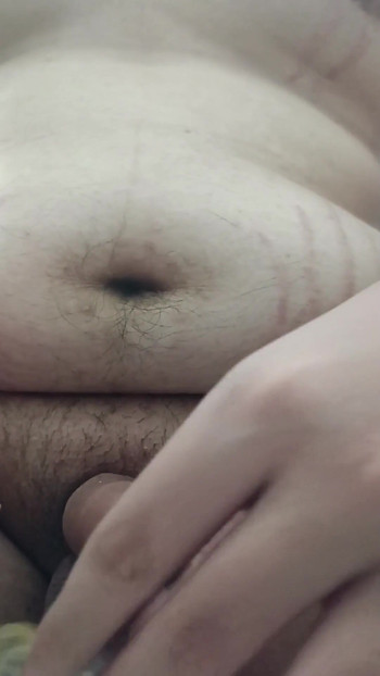 Memorable moment from "Fat guy fucks for the first time using a condom, masturbates premature ejaculation"