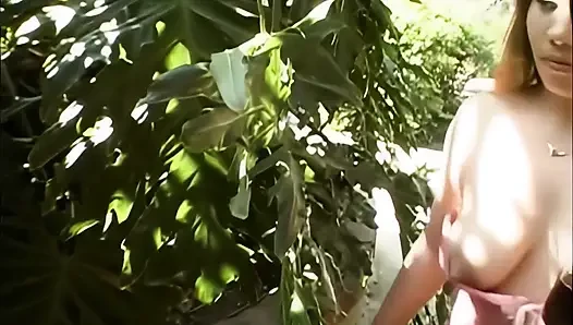 Süt dolu hamile karım arkadaşımın yarağını istiyor - bölüm #01