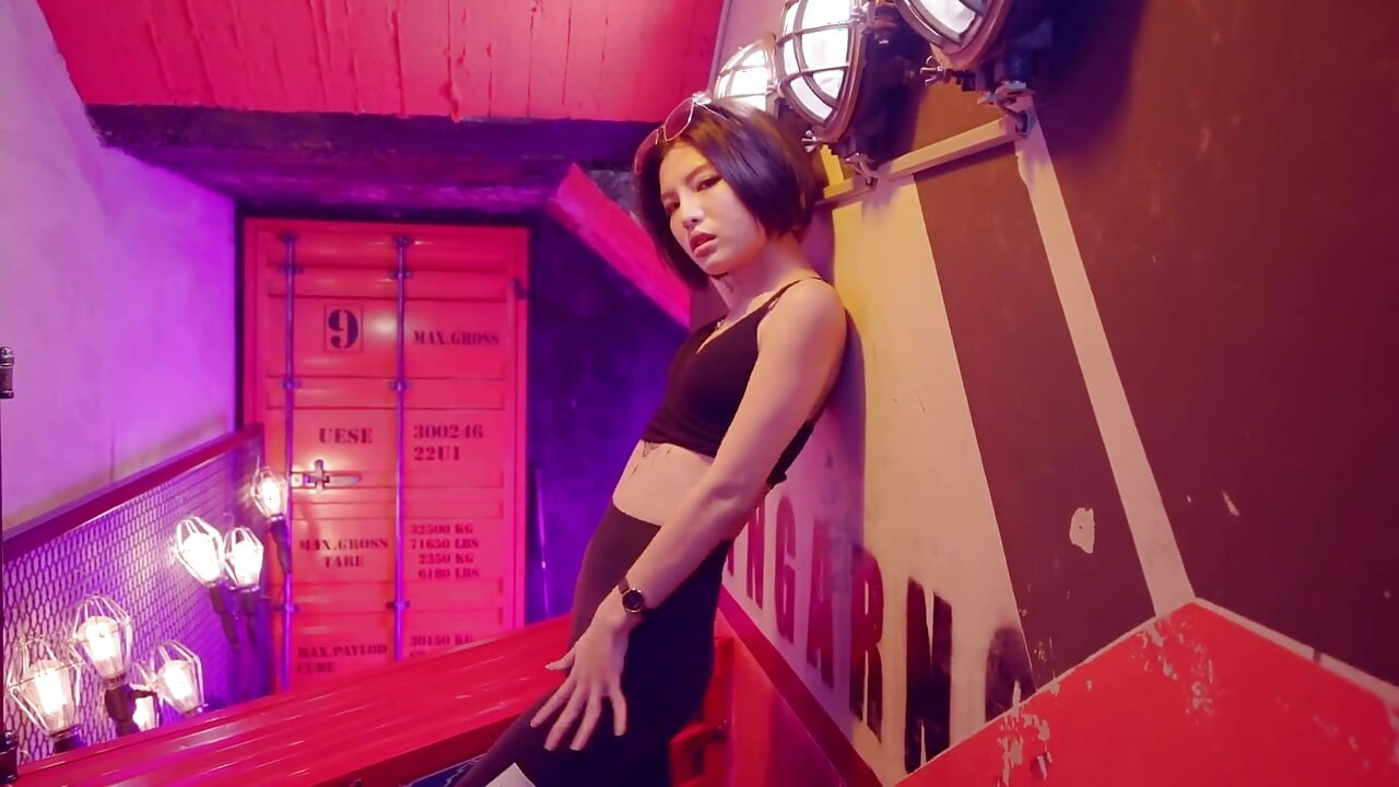 Sexy Asian Girl Solo Show