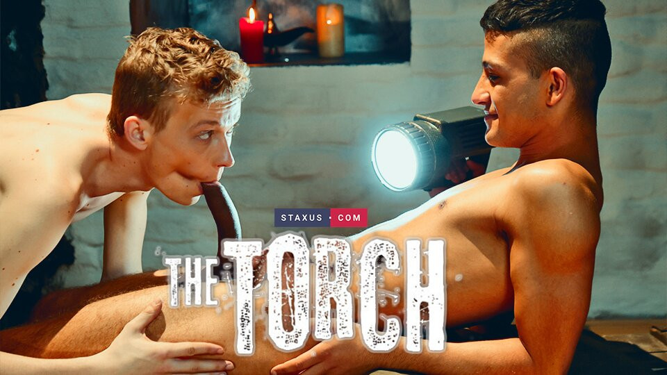Celé video staxus :: pochodeň