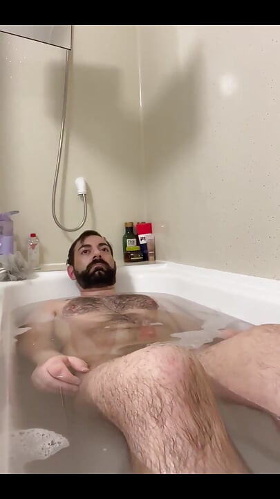 Leocharmed - Bath Pilot