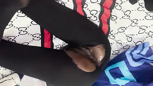 Миниатюрная афканская тинка пробует анал после траха киски