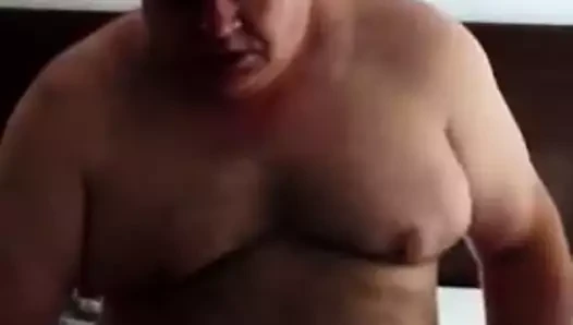 Mamando gostoso o pai urso lindo