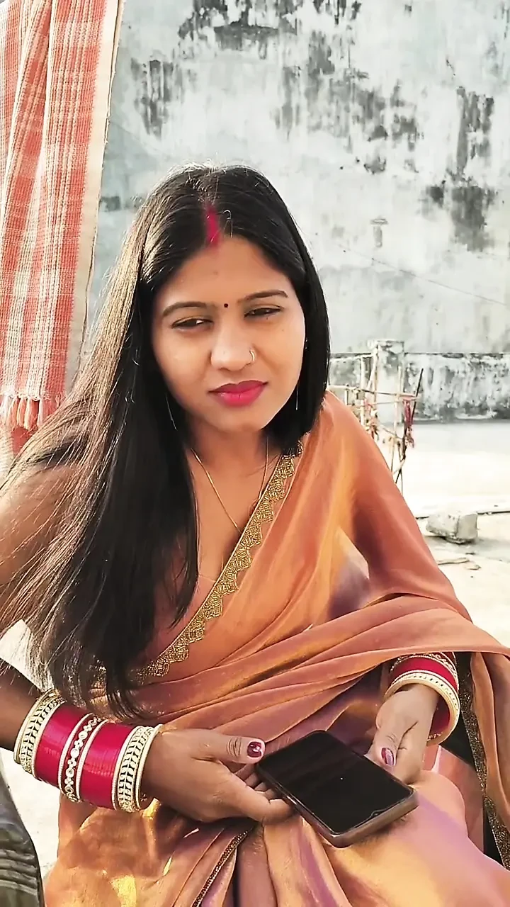 Horny Bengali Secretary Fucks her Boss in Delhi to get her Raise to maintain her Sexy Figure