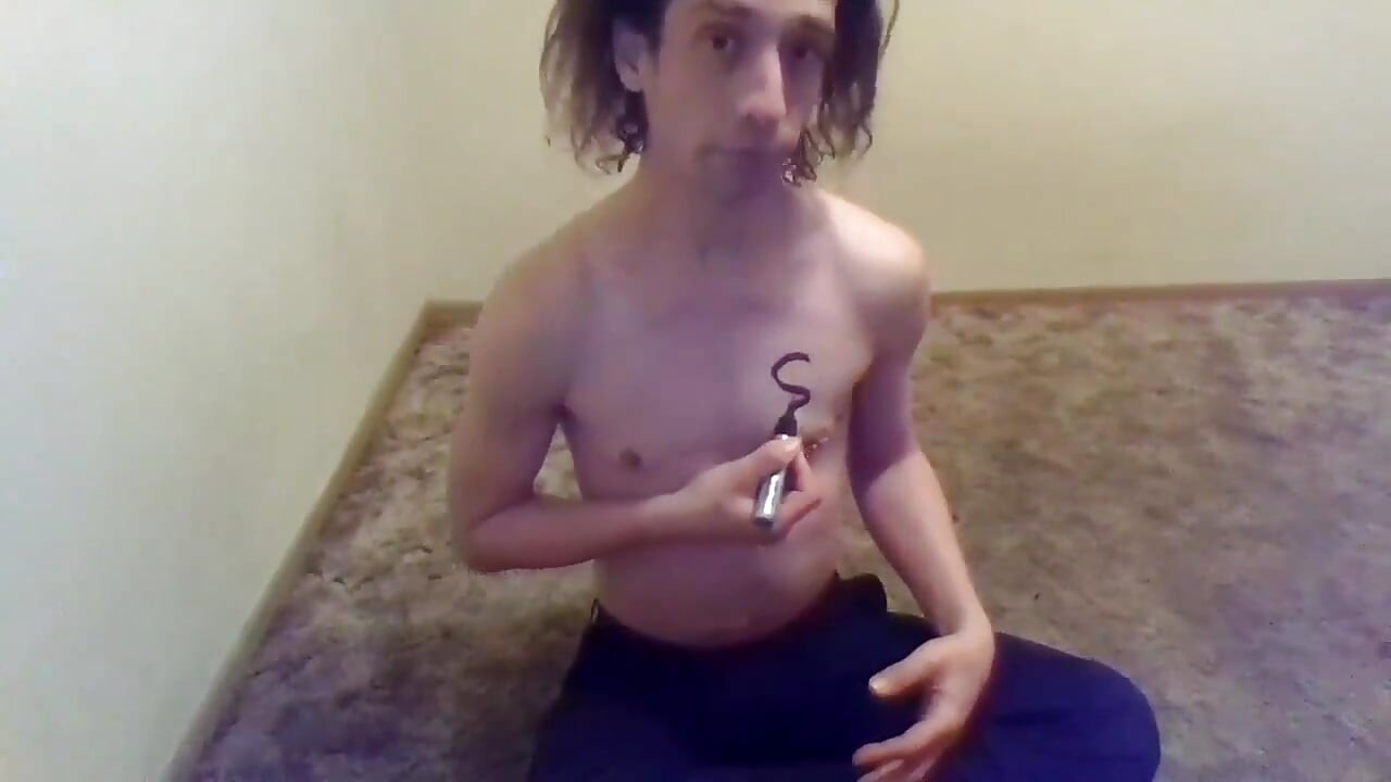 Degradantes e escritos do orgulho sexual em meu corpo nu