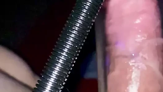 Pump porn video – Pumping a big dick. 8 inches long