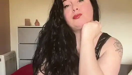 Kamu tidak akan pernah cukup baik untukku