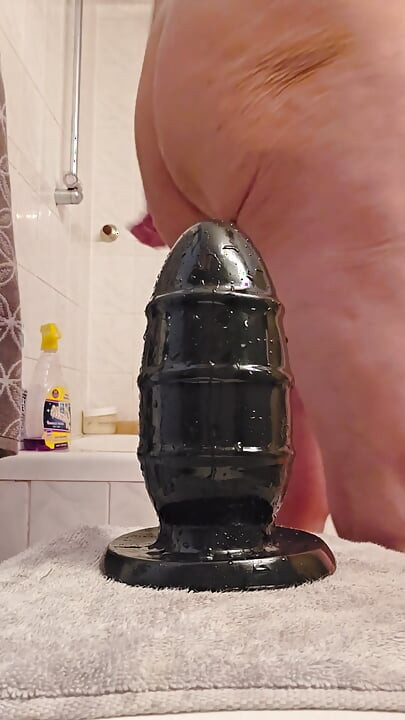 Mokra Sočna Guza Traje Dužu Mokru Vožnju na Omiljenom Masivnom Čepu #2