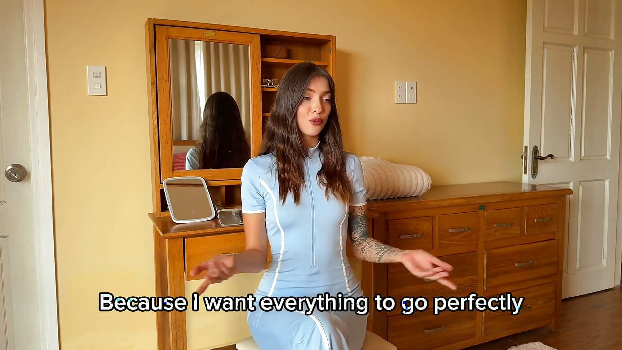 My Stepsister Took a Lesson From Me so She Wouldn't Screw up in Front of Her Boyfriend