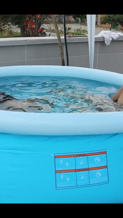 kawan dia meniduri teman wanitanya dalam jacuzzi isteri berzina yang horny | Klip 1
