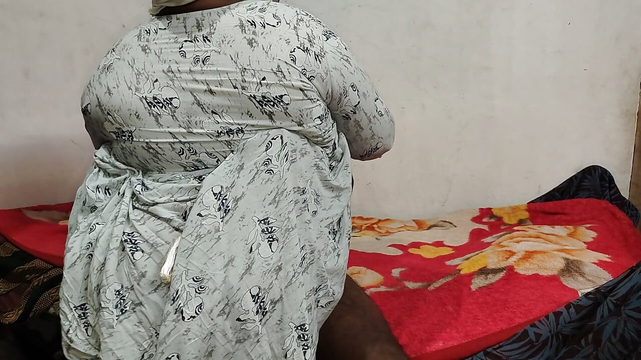 Indian aunty hard fucking in pusssy big black cock