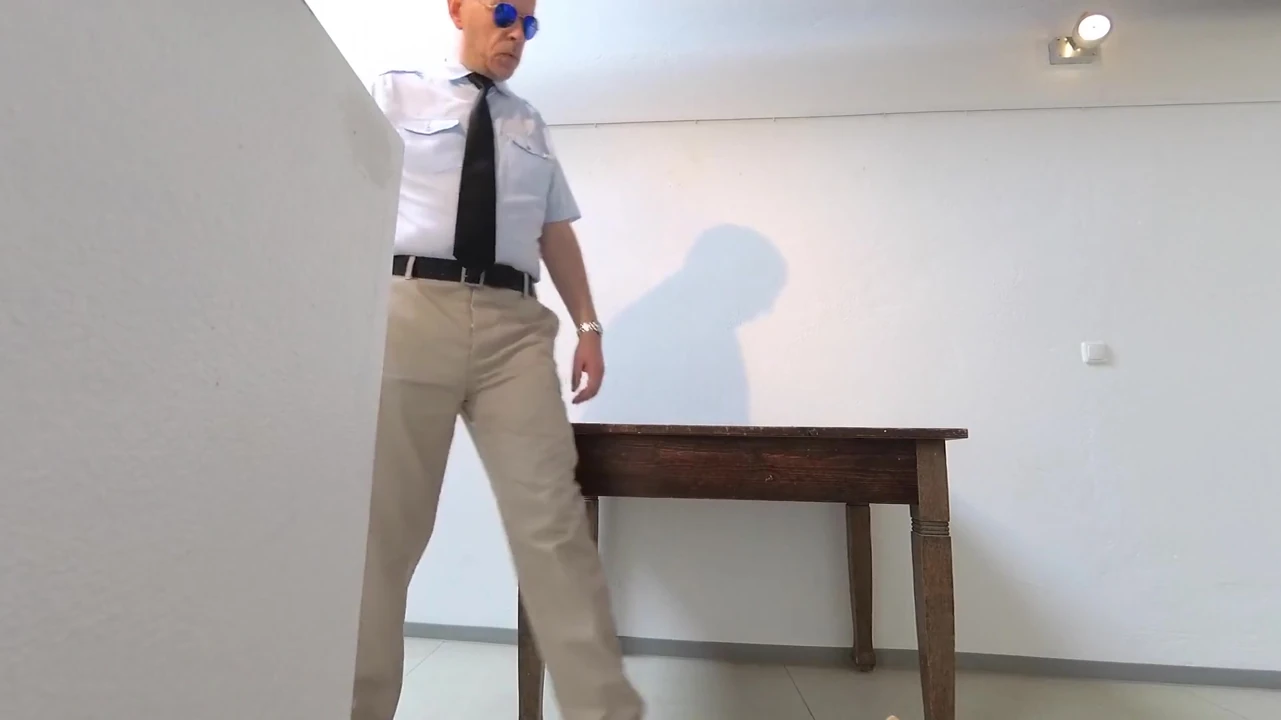 Polis 16 Cum XL