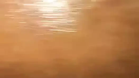 Yağlı büyük götlü domaltarak sikiş