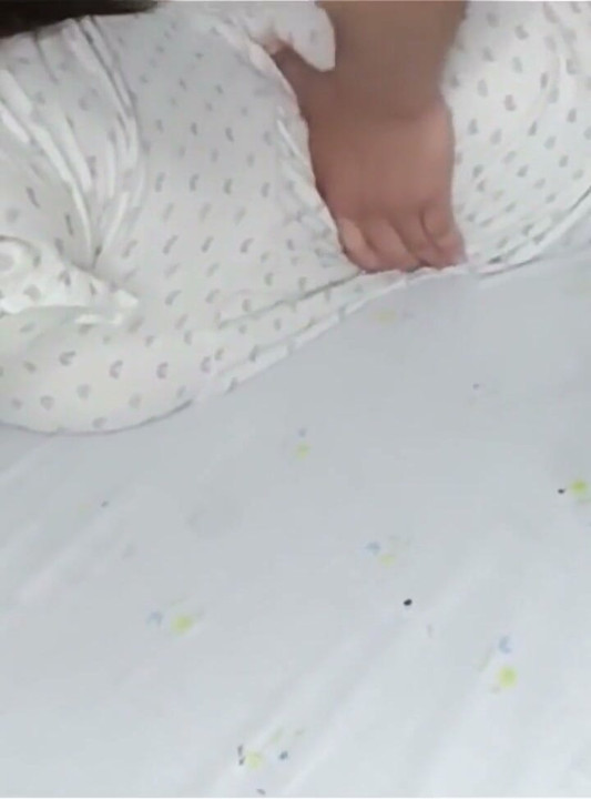 1129 Big-bootied Stepsister Goes to the Wrong Room and Ends up Pregnant