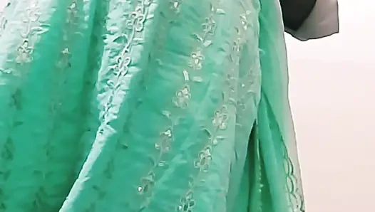 Die betrügende ehefrau des nachbarn, horney muschi wird hart gefickt