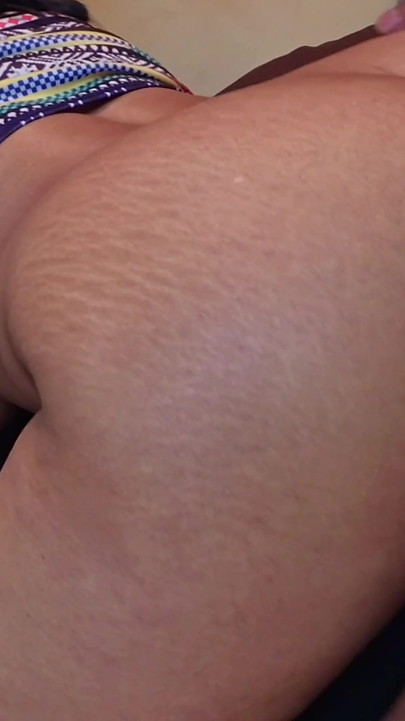 Culo malese caldo scopata duro, tradisce il marito.