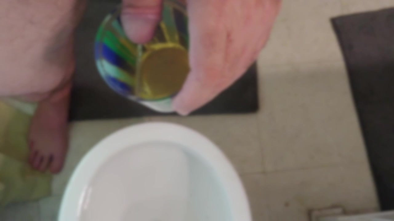 drinking own piss