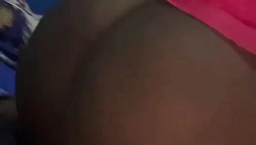 Malam romantis yang menyenangkan sama pria yang lagi memekku