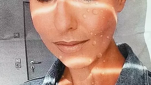 Laura vollgepisst