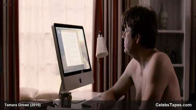Gemma Arterton sexy nude