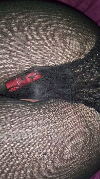 Femboy Hands free cum on own ass thru panties
