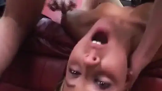 Schlampige zunge leckt pulsierenden schwanz - Ahegao Drool explosion
