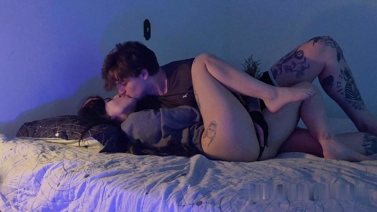 Intimate Bed Session with Real Couple - Slow Deep Missionary Full of Kisses