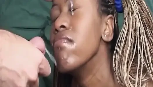Tante seksi ini dientot habis-habisan sama kontol besar pria kulit hitam