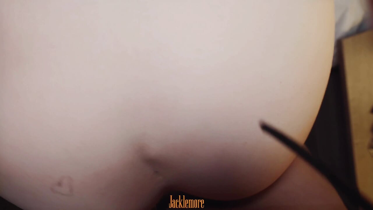 British 18 Yr Snowbuuny Hotel Fuck Cumshot