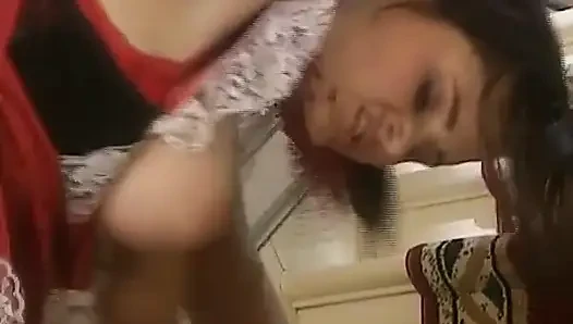 Pantat pembantu jerman dengan toket besar dientot habis-habisan sambil pakai stoking hitam