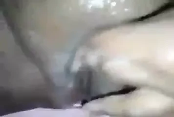 Sri Lankan Girl Bianca massage her horny pussy
