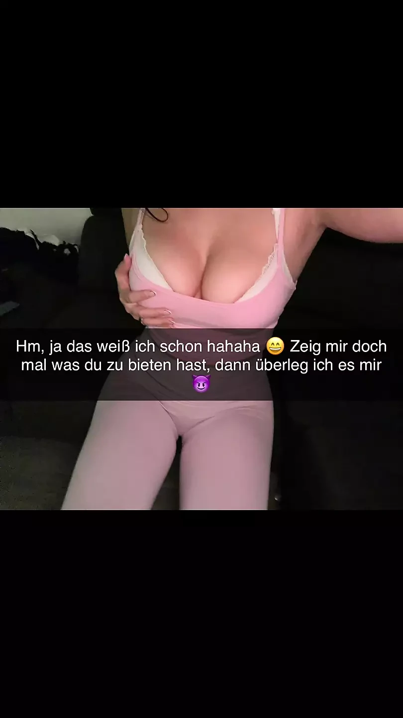 18 year old cheats on her boyfriend with her ex on Snapchat after gym workout doggy style